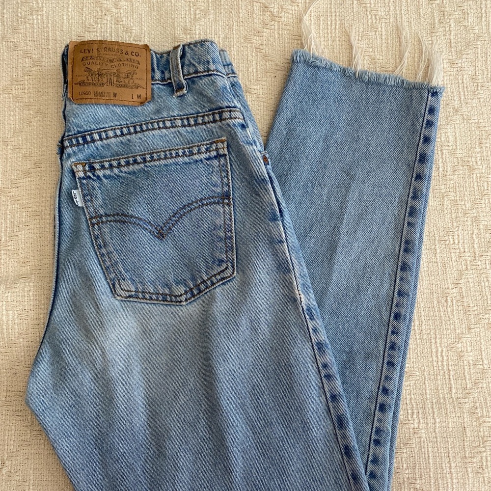 Size 27 // Vintage Levi’s 10950